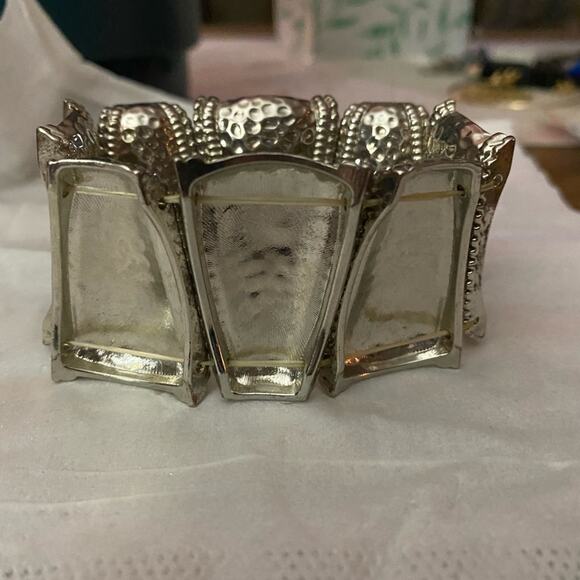 Silvertone metal stretch thick textured bracelet - Picture 2 of 2